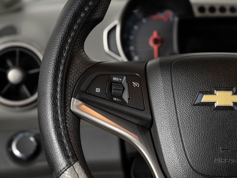 Used 2012 Chevrolet Sonic LT image 30