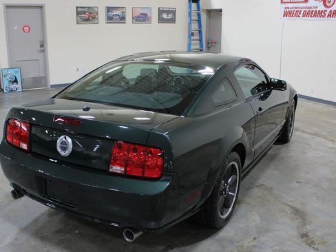 Used 2008 Ford Mustang GT RWD image 26