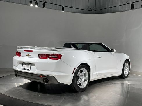 Used 2019 Chevrolet Camaro LT RWD image 6