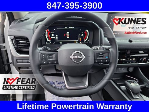 Used 2025 Nissan Rogue SL w/ SL Premium Package FWD image 32
