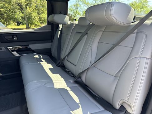 New 2026 Toyota Tundra Limited AWD/4WD image 24