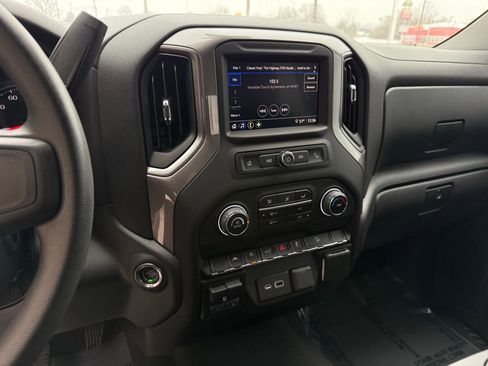 Used 2023 Chevrolet Silverado 1500 Custom Trail Boss w/ LPO, Dark Essentials Package image 45