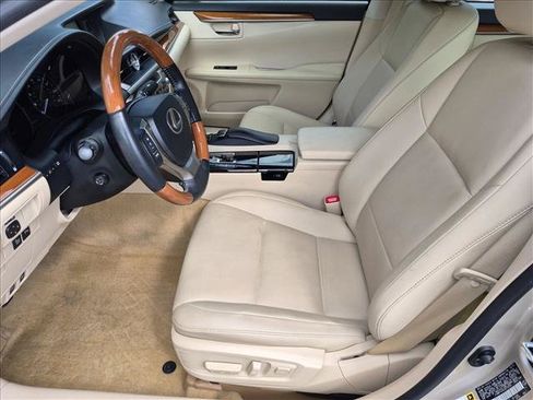 Used 2013 Lexus ES 300h w/ Premium Pkg FWD image 17