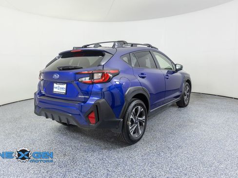 Used 2025 Subaru Crosstrek 2.0i Premium image 7