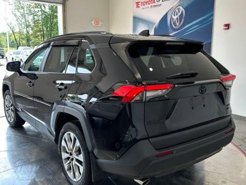 Certified 2023 Toyota RAV4 XLE Premium AWD/4WD image 4