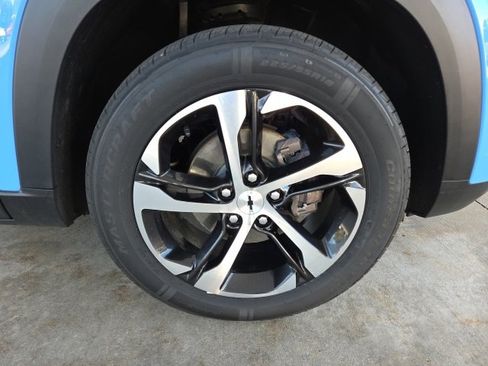 Used 2024 Chevrolet Trax RS w/ Sunroof Package image 62
