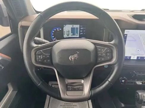 Used 2023 Ford Bronco Outer Banks w/ Sasquatch Package AWD/4WD image 22