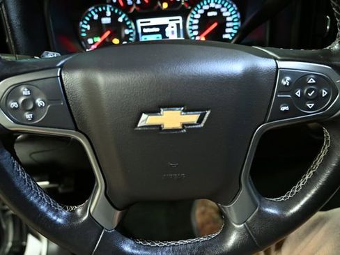 Used 2018 Chevrolet Silverado 1500 LT w/ LT Eassist Package image 33