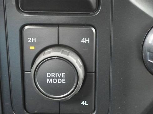 Used 2025 Ford F150 XLT w/ Equipment Group 301A Standard AWD/4WD image 14