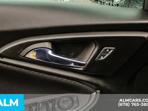 Used 2023 Chevrolet Malibu LT FWD image 31