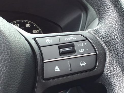 Certified 2024 Honda HR-V LX image 19