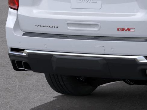 New 2026 GMC Yukon XL Denali w/ Sun & Power Step Package AWD/4WD image 14