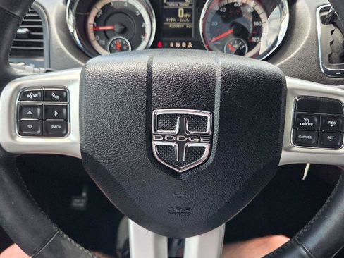 Used 2019 Dodge Grand Caravan GT FWD image 18