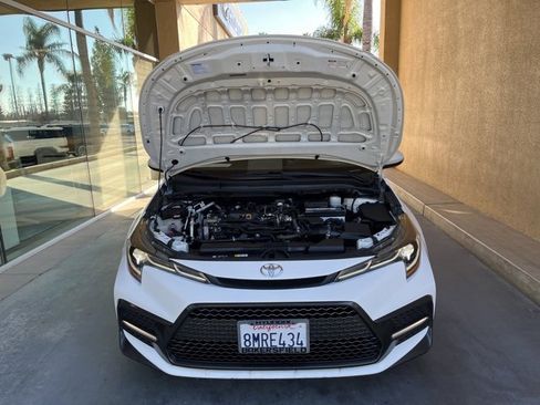 Used 2020 Toyota Corolla SE image 30