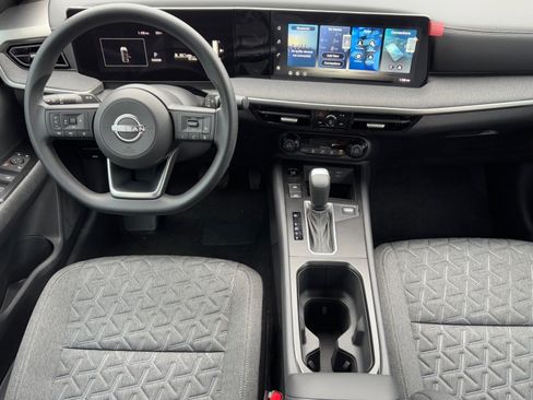 New 2026 Nissan Kicks SV image 14