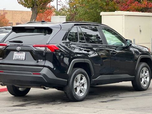 Used 2024 Toyota RAV4 XLE image 4