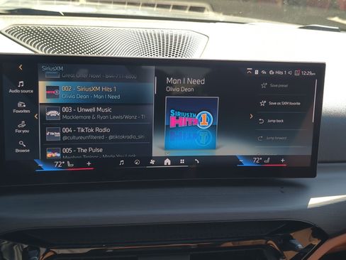 Used 2025 BMW i4 eDrive40 w/ Driving Assistance Package image 23