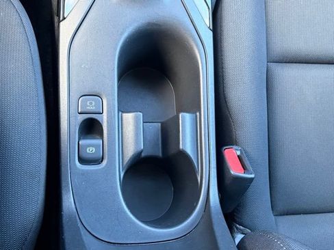 Used 2023 Toyota Corolla LE FWD image 22
