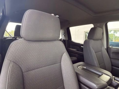 Used 2022 Chevrolet Silverado 1500 LT RWD image 8