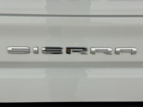 New 2026 GMC Sierra 1500 SLT w/ SLT Premium Plus Package AWD/4WD image 31