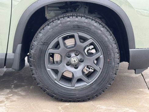 New 2026 Honda Pilot TrailSport image 4