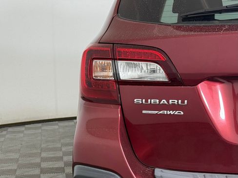 Used 2019 Subaru Outback 2.5i Limited image 13