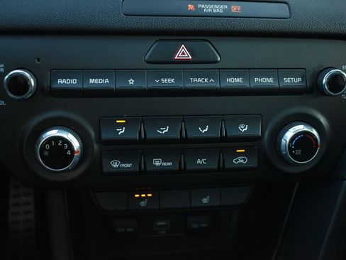 Used 2022 Kia Sportage Nightfall Edition image 30