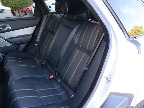 Used 2018 Land Rover Range Rover Velar R-Dynamic SE image 43