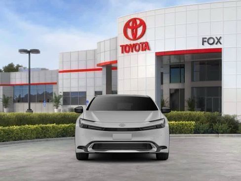New 2026 Toyota Prius Plug-In Hybrid FWD image 17