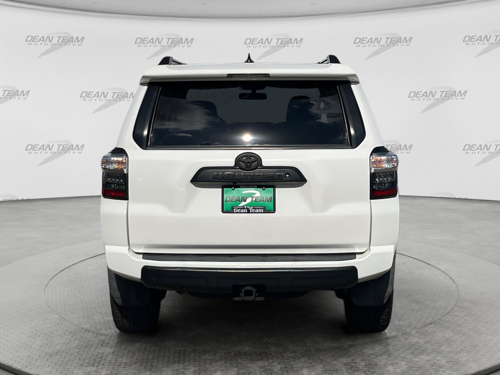 Used 2019 Toyota 4Runner TRD Off-Road AWD/4WD image 6