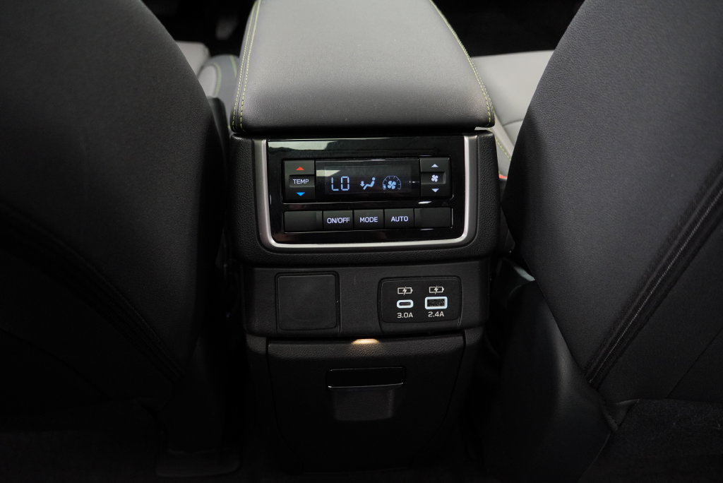 Used 2025 Subaru Ascent Onyx Edition AWD/4WD image 29