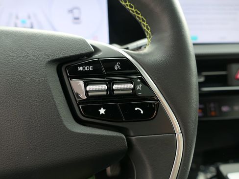 Used 2024 Kia EV6 GT image 21