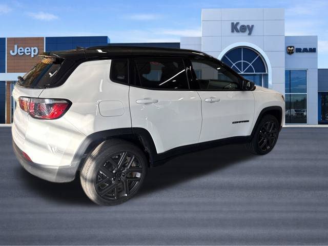 New 2026 Jeep Compass Limited w/ Sun, Sound & Navigation Group AWD/4WD image 8