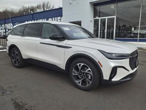 New 2024 Lincoln Nautilus Premier w/ Equipment Group 102A image 1