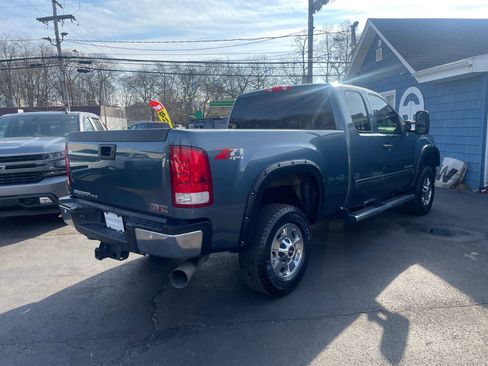 Used 2013 GMC Sierra 2500 SLE w/ SLE Preferred Package image 5