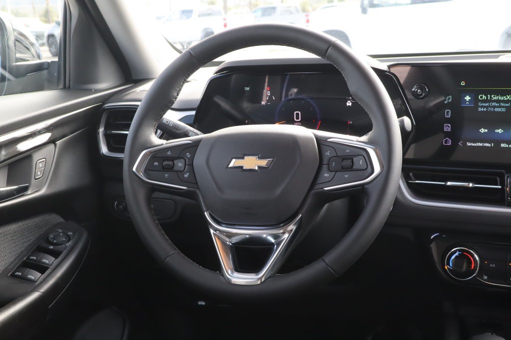 New 2026 Chevrolet TrailBlazer LT w/ LT Cold Weather Package FWD image 27