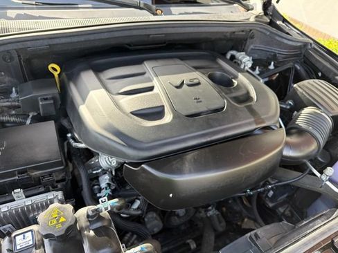 Used 2020 Jeep Grand Cherokee Altitude AWD/4WD image 17