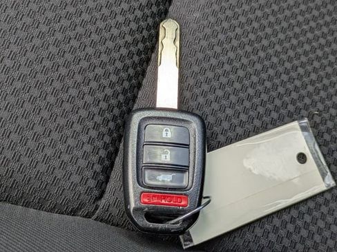 Used 2019 Honda HR-V LX image 31