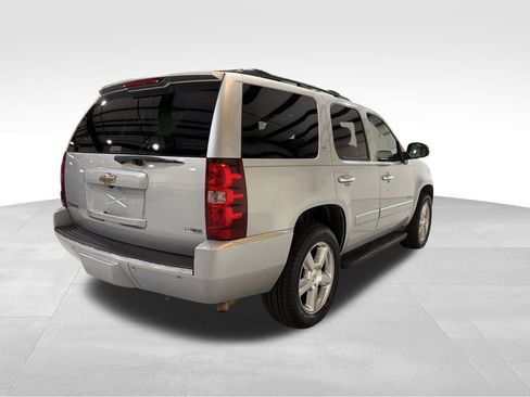 Used 2010 Chevrolet Tahoe LTZ image 6