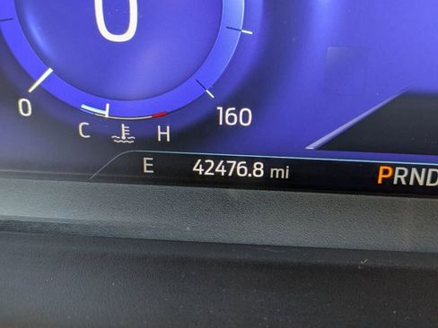 Used 2023 Ford Explorer Platinum w/ Technology Package image 31