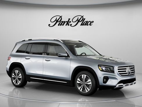 New 2026 Mercedes-Benz GLB 250 image 29