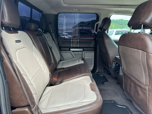 Used 2019 Ford F450 Limited AWD/4WD image 16