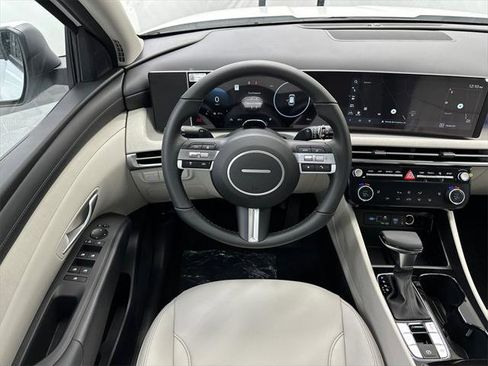 New 2026 Hyundai Tucson SEL image 25