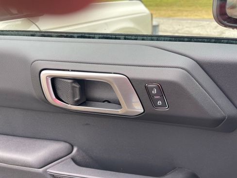 New 2025 Ford Bronco Big Bend image 5