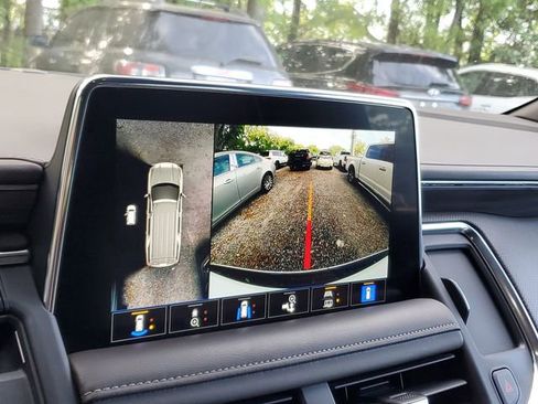 Used 2021 GMC Yukon SLT w/ SLT Premium Package image 21