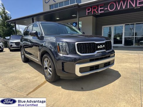 Used 2025 Kia Telluride LX FWD image 1
