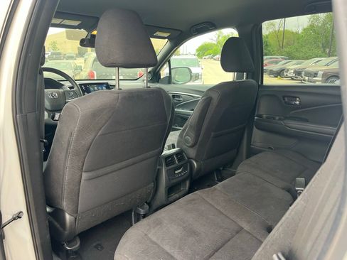 Used 2022 Honda Pilot Sport image 17
