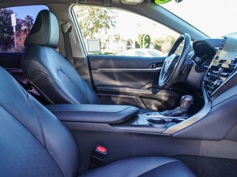 Used 2024 Toyota Camry XSE image 17