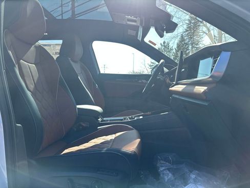 New 2026 Volkswagen Tiguan SEL R-Line image 16