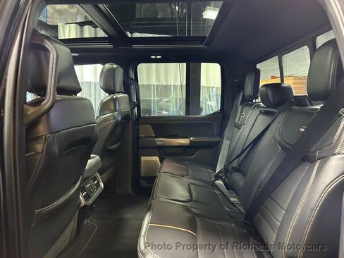 Used 2023 Ford F250 Platinum AWD/4WD image 17